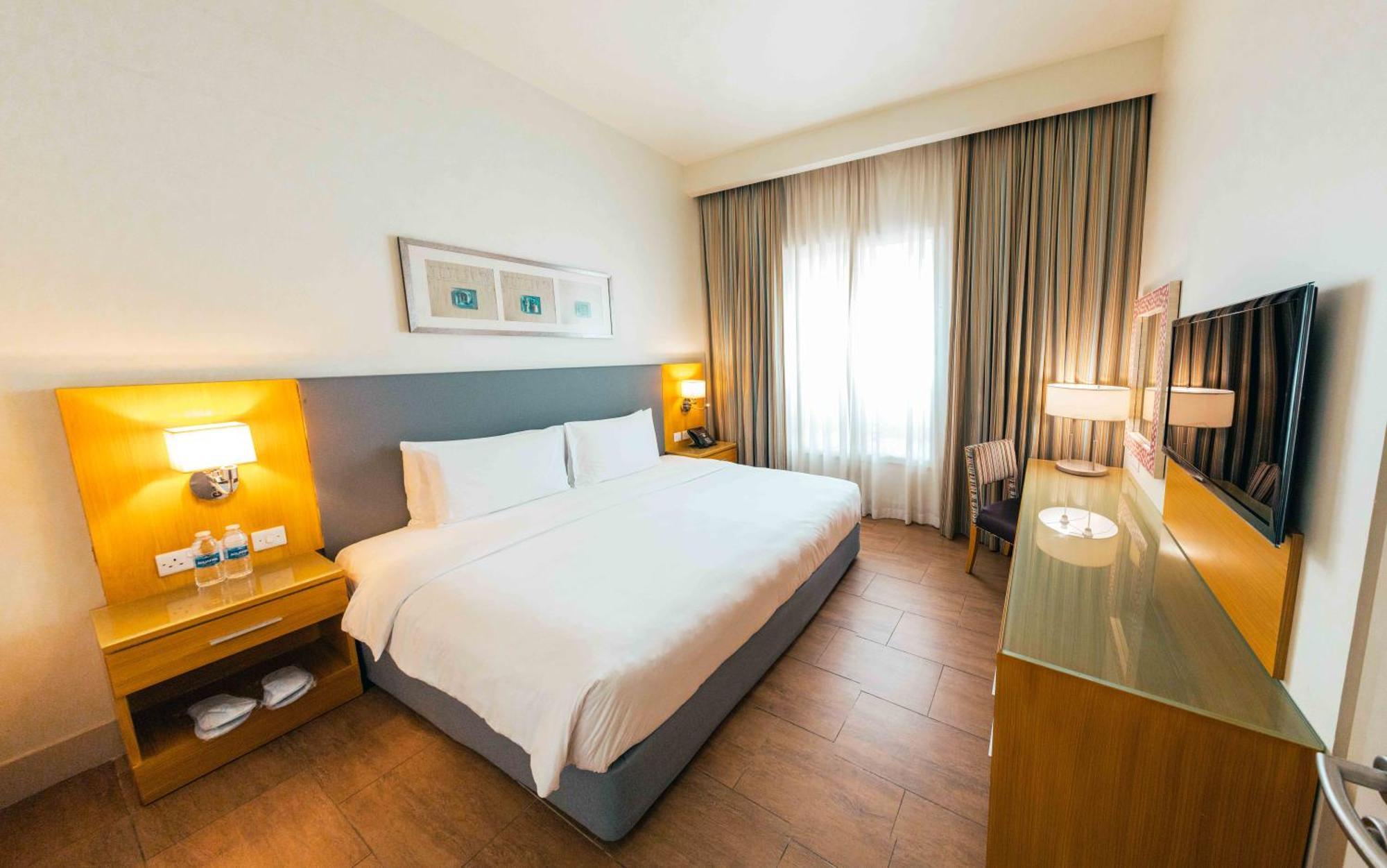Salalah Gardens Hotel Managed By Safir Hotels & Resorts Ngoại thất bức ảnh